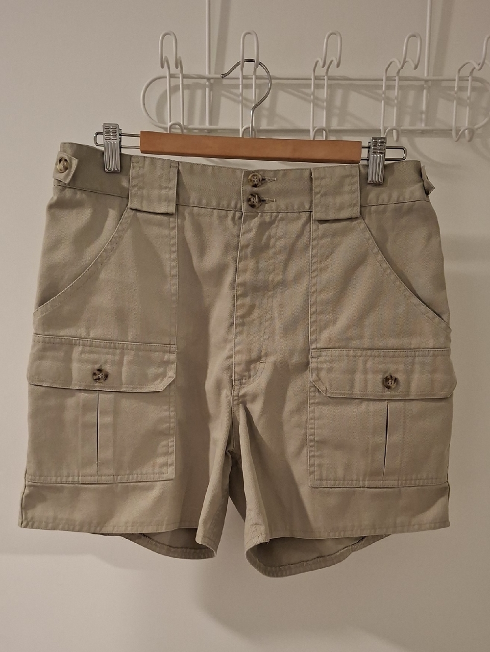 Women's Cargo Shorts in Khaki